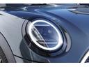 ＭＩＮＩ クーパーＳ　クラシック・トリム　５ドア　ＤＣＴ　黒革　ＡＣＣ　トップビュー　前後ＰＤＣ　ヘッドアップＤ　シート・ステアリングヒーター（6枚目）