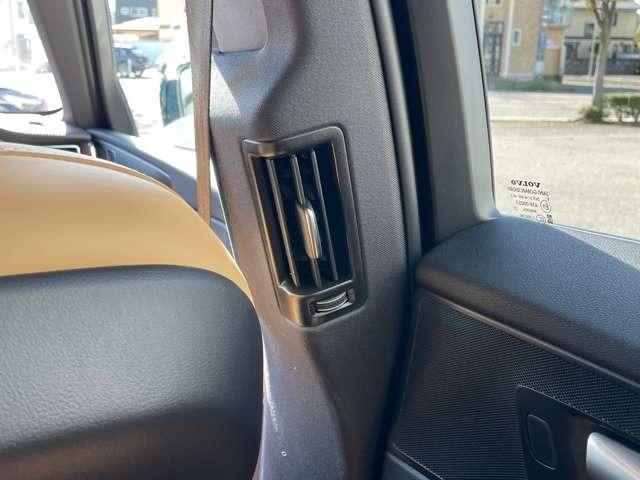 XC60 リチャージアルティメトT6AWDプラグインハイブリド 4WD エアサス・サンルーフ・アンバーレザー・純正ドラレコ・Googleシステム搭載・シートヒーター・シートベンチレーション・ステアリングヒーター・ヘッドアップディスプレイ・ACC・パイロットアシスト(25枚目)