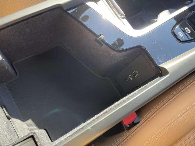 XC60 リチャージアルティメトT6AWDプラグインハイブリド 4WD エアサス・サンルーフ・アンバーレザー・純正ドラレコ・Googleシステム搭載・シートヒーター・シートベンチレーション・ステアリングヒーター・ヘッドアップディスプレイ・ACC・パイロットアシスト(38枚目)