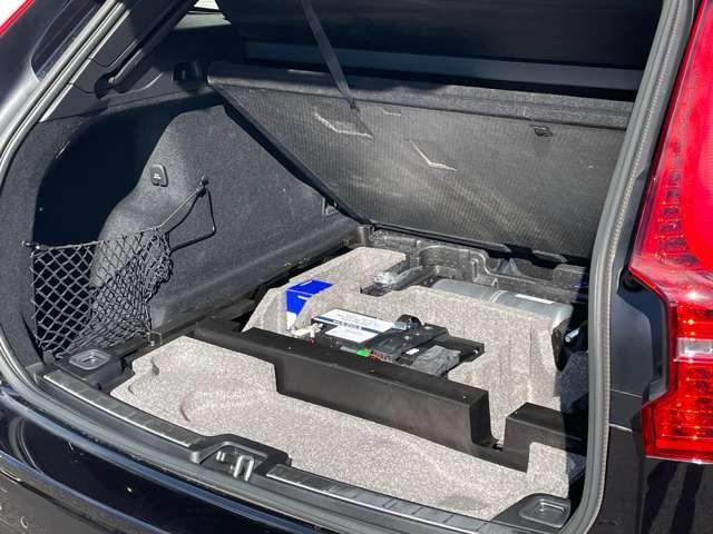 XC60 リチャージアルティメトT6AWDプラグインハイブリド 4WD エアサス・サンルーフ・アンバーレザー・純正ドラレコ・Googleシステム搭載・シートヒーター・シートベンチレーション・ステアリングヒーター・ヘッドアップディスプレイ・ACC・パイロットアシスト(43枚目)