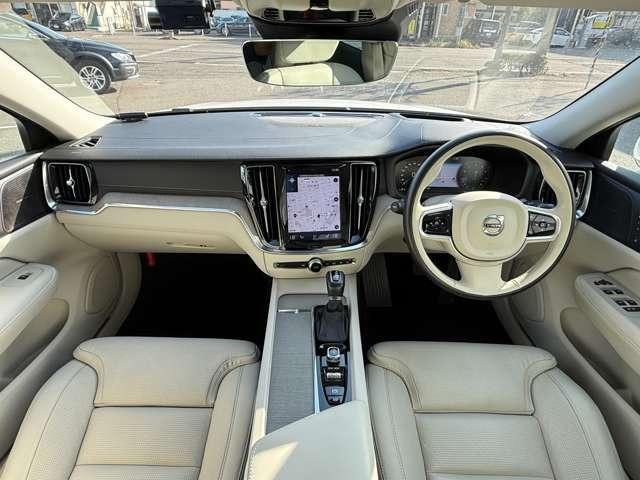 S60 T5 インスクリプション プラスPKG(パノラマガラスSR・テイラードダッシュボード・19インチAW)・純正HDDナビ・フルセグ・360°カメラ・シートベンチレーション・ステアリングヒーター・harman/kardonサウンド(3枚目)