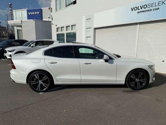 S60 T5 インスクリプション プラスPKG(パノラマガラスSR・テイラードダッシュボード・19インチAW)・純正HDDナビ・フルセグ・360°カメラ・シートベンチレーション・ステアリングヒーター・harman/kardonサウンド(9枚目)