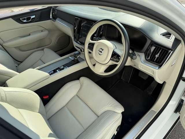 S60 T5 インスクリプション プラスPKG(パノラマガラスSR・テイラードダッシュボード・19インチAW)・純正HDDナビ・フルセグ・360°カメラ・シートベンチレーション・ステアリングヒーター・harman/kardonサウンド(19枚目)