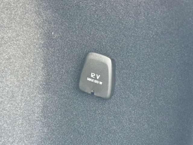 ラゲッジスペースにも１２Ｖシガーソケット電源が装備されており、アウトドアなどで役立ちます