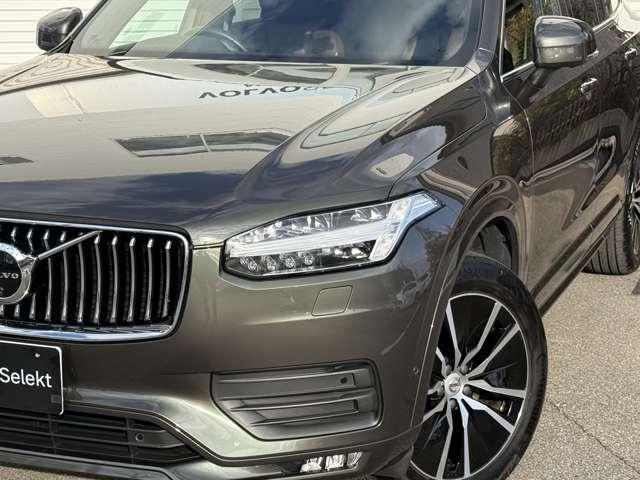 XC90 B5 AWD モーメンタム 4WD 純正HDDナビ・マイルドHV・フルセグTV・360°カメラ・本革・パワーシート・シートヒーター・ステアリングヒーター・パワーテールゲート・純正ドラレコ前後・AppleCarPlay・ACC(10枚目)