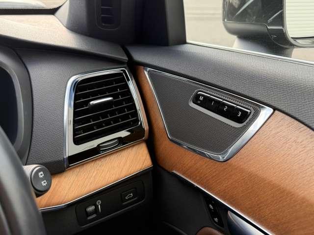 XC90 B5 AWD モーメンタム 4WD 純正HDDナビ・マイルドHV・フルセグTV・360°カメラ・本革・パワーシート・シートヒーター・ステアリングヒーター・パワーテールゲート・純正ドラレコ前後・AppleCarPlay・ACC(40枚目)