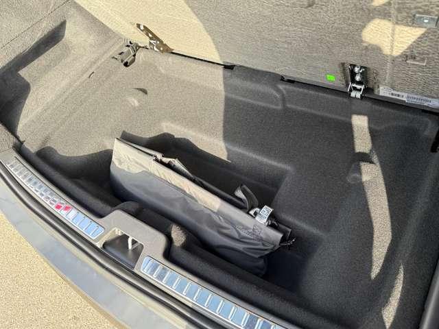 XC90 B5 AWD モーメンタム 4WD 純正HDDナビ・マイルドHV・フルセグTV・360°カメラ・本革・パワーシート・シートヒーター・ステアリングヒーター・パワーテールゲート・純正ドラレコ前後・AppleCarPlay・ACC(43枚目)