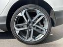 Ｖ４０ クロスカントリー　Ｔ５　ＡＷＤ　サマム　４ＷＤ　エクステリアスタイリングキット　純正ＨＤＤナビ・地デジＴＶ　バックカメラ　本革　ｈａｒｍａｎ／ｋａｒｄｏｎサウンドシステム　シートヒーター　パワーシート　ＥＴＣ　ＡＣＣ　レーンキープ　ＢＬＩＳ（4枚目）
