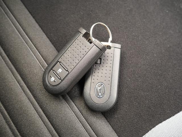 キャスト アクティバＸ　４ＷＤ　社外メモリナビ　Ｂｌｕｅｔｏｏｔｈ接続対応　横滑り防止　アイドリングストップ　ベンチシート　パワーウインドウ／電動ドアミラー　オートエアコン（8枚目）