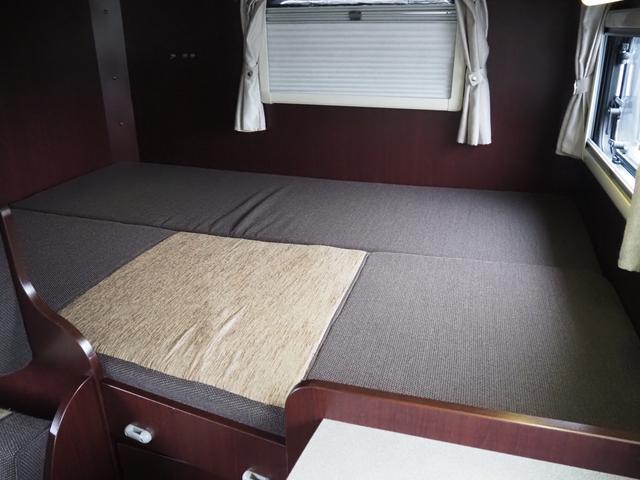 カムロード 　ナッツＲＶ　クレソンボヤージュ　エボライト　３．０ＤＴ　４ＷＤ　キャンピングカー　家庭用エアコン　ＦＦヒーター　ソーラーパネル（59枚目）