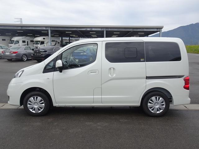 ＮＶ２００バネットワゴン １６Ｘ－２Ｒ　ＦＯＣＳ　ＬＵＺ　ルソ　新車　５ナンバー　キャンピングカー　ＦＦヒーター　シングルサブ　走行充電　外部充電　フリップダウンモニター　ナビ電源切替スイッチ（5枚目）