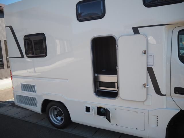 カムロード 　キャンパー厚木　パピー　フルハウス　２．８ＤＴ　４ＷＤ　ダブルタイヤ　家庭用エアコン　ＦＦヒーター　ソーラーパネル４枚　キャンピングカー　８ナンバー（14枚目）