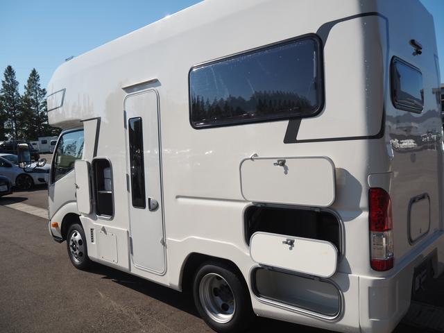 カムロード 　キャンパー厚木　パピー　フルハウス　２．８ＤＴ　４ＷＤ　ダブルタイヤ　家庭用エアコン　ＦＦヒーター　ソーラーパネル４枚　キャンピングカー　８ナンバー（21枚目）