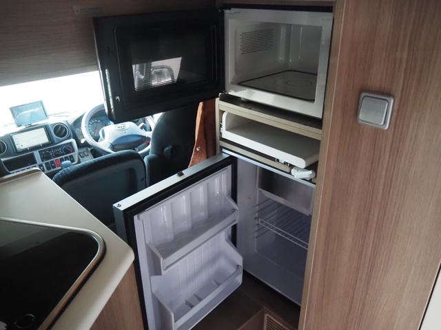 カムロード 　キャンパー厚木　パピー　フルハウス　２．８ＤＴ　４ＷＤ　ダブルタイヤ　家庭用エアコン　ＦＦヒーター　ソーラーパネル４枚　キャンピングカー　８ナンバー（48枚目）