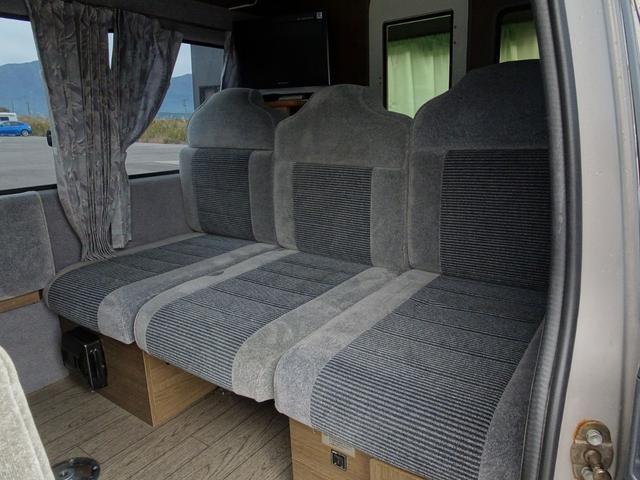 ハイエースバン アクティブテロスII 4WD 3.0DT タイミングベルト交換済 FFヒーター マルチルーム DC冷蔵庫 サイドオーニング キャンピングカー 8ナンバー(61枚目)