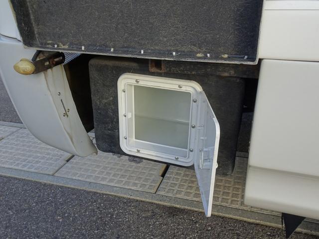 ボンゴトラック 　ＡｔｏＺ　アミティ　リミテッド　４ＷＤ　８ナンバー　キャンピングカー　ウィンドウエアコン　ＦＦヒーター　マックスファン　１５００Ｗインバーター（21枚目）