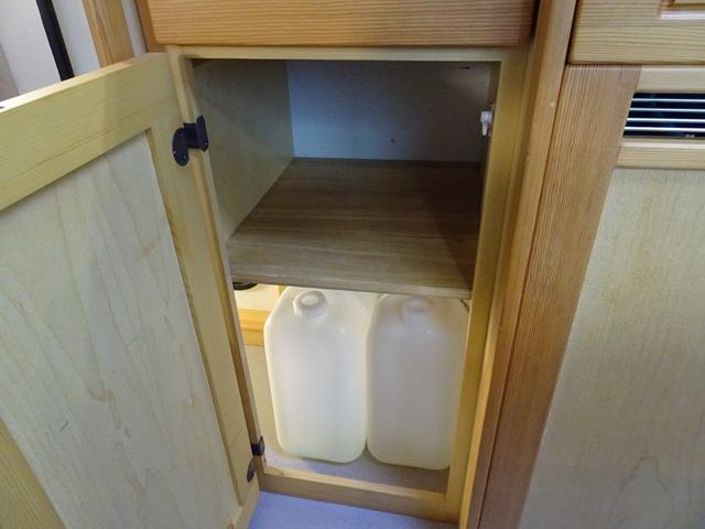 ボンゴトラック 　ＡｔｏＺ　アミティ　リミテッド　４ＷＤ　８ナンバー　キャンピングカー　ウィンドウエアコン　ＦＦヒーター　マックスファン　１５００Ｗインバーター（62枚目）