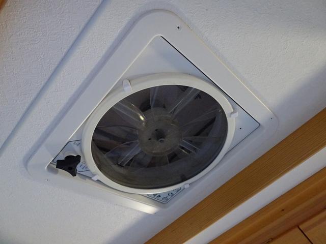 ボンゴトラック 　ＡｔｏＺ　アミティ　リミテッド　４ＷＤ　８ナンバー　キャンピングカー　ウィンドウエアコン　ＦＦヒーター　マックスファン　１５００Ｗインバーター（66枚目）