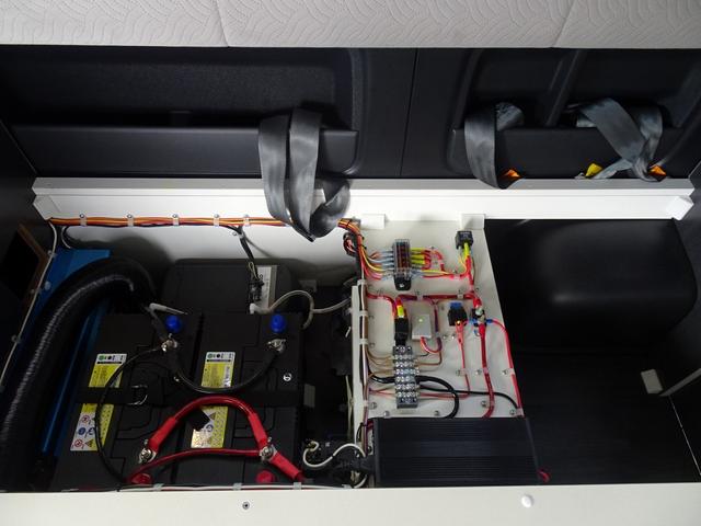 ハイエースワゴン かーいんてりあ高橋 リラックスワゴン 4WD 3ナンバー キャンピングカー FFヒーター ツインサブ 1500Wインバーター スタッドレスタイヤ付き(50枚目)