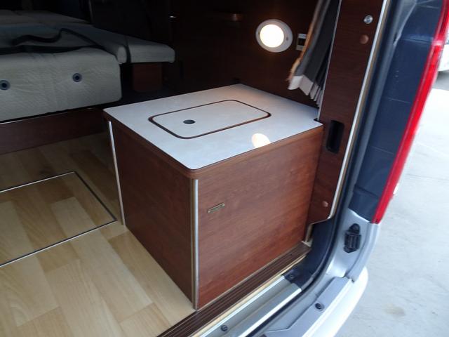 ハイエースバン 　リンエイ　バカンチェス　ライルリッツ　３．０ＤＴ　４ＷＤ　ＦＦヒーター　リアヒーター　リアクーラー　８ナンバー　キャンピングカー（36枚目）