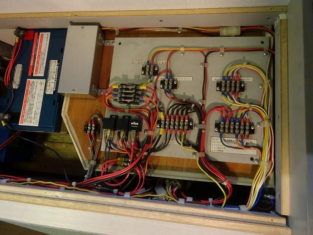 デリカトラック 　バンテック　ＪＢ５００　５ＭＴ　４ＷＤ　ＮＯｘ・ＰＭ不適合　ＦＦヒーター　温水ボイラー　サイドオーニング　８ナンバー　キャンピングカー（50枚目）