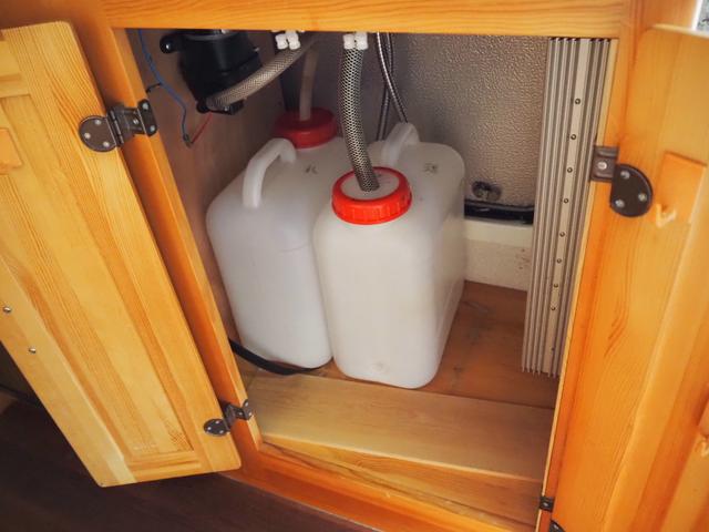 カムロード 　ナッツＲＶ　クレソンＲＥ　家庭用エアコン　ＦＦヒーター　サイドオーニング　１５００Ｗインバーター　キャンピングカー　８ナンバー（43枚目）