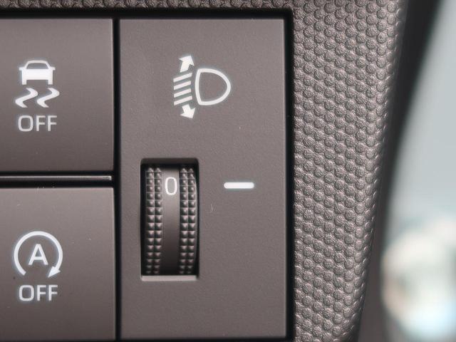X 届出済未使用車 禁煙車 衝突軽減装置 ガラスルーフ スマートキー オートハイビーム LEDヘッド コーナーセンサー アイドリングストップ オートエアコン ステアリングリモコン(31枚目)