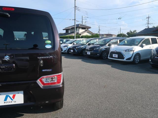 ハイブリッドFX 衝突被害軽減装置 車線逸脱防止 アイドリングストップ シートヒーター 禁煙 スマートキー 横滑り防止 オートハイビーム オートライト オートエアコン ベンチシート 盗難防止装置 電動格納ミラー 記録簿(46枚目)