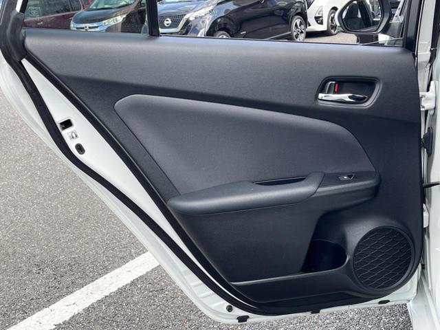 Sセーフティプラス 禁煙車 純正SDナビ バックカメラ ETC セーフティセンス 車線逸脱警報 先行車発進通知 Bluetooth再生 LEDヘッド LEDフォグ スマートキー 盗難防止装置 オートクルーズ(31枚目)
