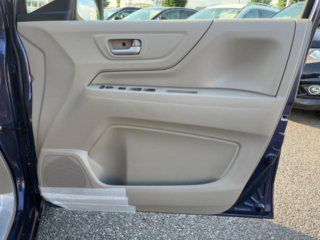 G・ターボパッケージ 純正SDナビ シティブレーキ 禁煙車 スマートキー オートライト バックカメラ オートエアコン Bluetooth再生 ETC HIDヘッドライト 純正アルミホイール アイドリングストップ(29枚目)