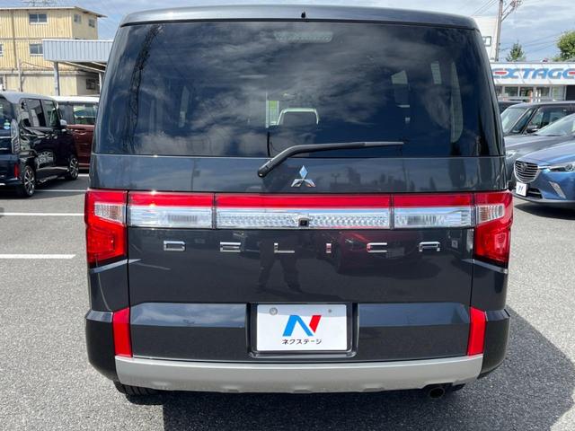 P マルチアラウンドビュー 両側電動ドア メモリーナビ 衝突軽減装置 禁煙車 レーダークルーズ スマートキー LEDヘッド Bluetooth再生 純正18インチアルミ ETC オートハイビーム(17枚目)
