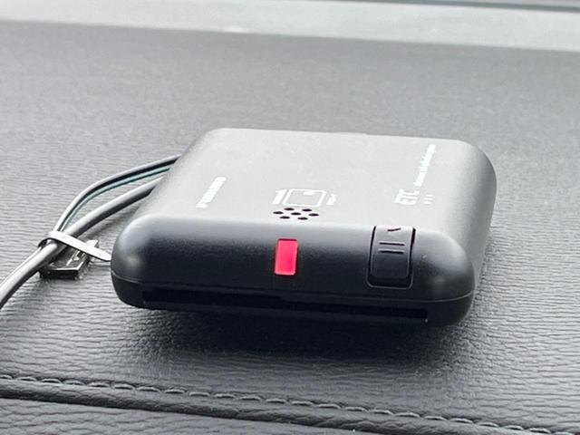 P マルチアラウンドビュー 両側電動ドア メモリーナビ 衝突軽減装置 禁煙車 レーダークルーズ スマートキー LEDヘッド Bluetooth再生 純正18インチアルミ ETC オートハイビーム(30枚目)