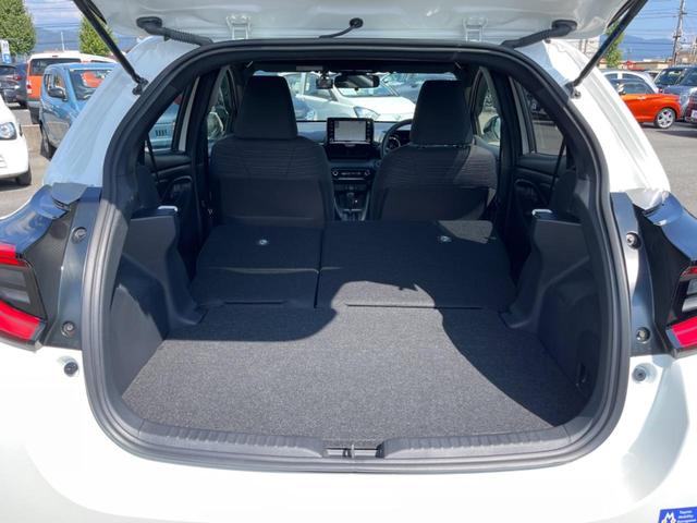 Z 禁煙車 セーフティセンス 純正ディスプレイオーディオ ナビキット付 パノラミックビュー Bluetooth接続 ETC2.0 シートヒーター LEDヘッド クリアランスソナー スマートキー(11枚目)