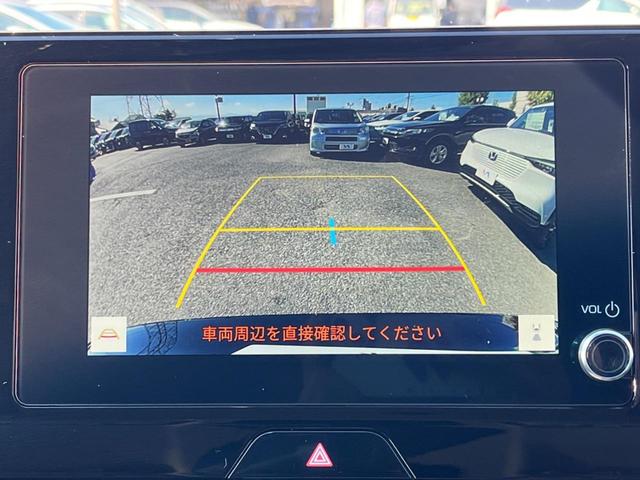 ハリアー Ｓ　登録済未使用車　改良後　セーフティセンス　純正ディスプレイオーディオ　レーダークルーズ　スマートキー　クリアランスソナー　ＬＥＤヘッド　純正１７インチアルミ　バックモニター　ＥＴＣ２．０（4枚目）