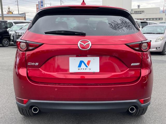 ＣＸ－５ ＸＤ　エクスクルーシブモード　禁煙車　ターボ　メーカーナビ　全周囲カメラ　レーダークルーズコントロール　フルセグＴＶ　Ｂｌｕｅｔｏｏｔｈ再生　ＥＴＣ　パワーシート　シートヒーター　ＬＥＤヘッドライト　クリアランスソナー（16枚目）