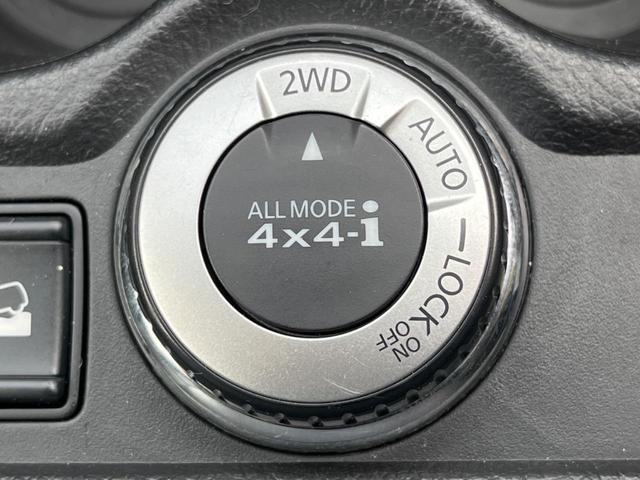 ２０Ｘ　エマージェンシーブレーキパッケージ　４ＷＤ　メーカーナビ　全方位カメラ　エマージェンシーブレーキ　パワーバックドア　Ｂｌｕｅｔｏｏｔｈ　禁煙車　３列シート　純正１７インチアルミ　ＨＩＤヘッドライト(5枚目)