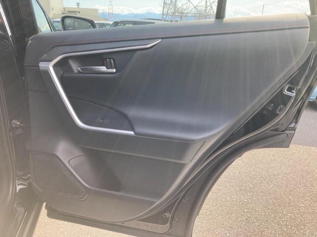 ＲＡＶ４ アドベンチャー　オフロードパッケージ　４ＷＤ　セーフティセンス　ディスプレイオーディオ　合皮シート　レーダークルーズコントロール　バックカメラ　ＥＴＣ　Ｂｌｕｅｔｏｏｔｈ　フルセグ　シートエアコン　パワーシート　ＬＥＤヘッド　ＬＥＤフォグ（39枚目）