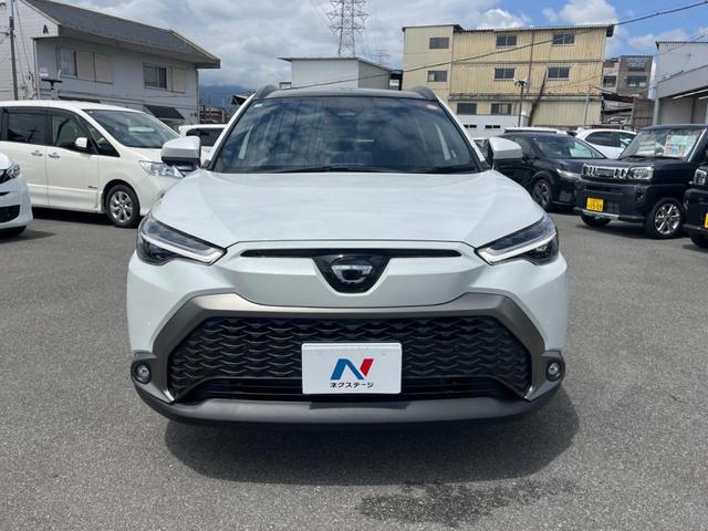 カローラクロス ハイブリッド　Ｚ　登録済未使用車　１０．５インチディスプレイオーディオ　全周囲カメラ　セーフティセンス　レーダークルーズ　ブラインドスポットモニター　ハンズフリーパワーバックドア　１８インチアルミ（14枚目）