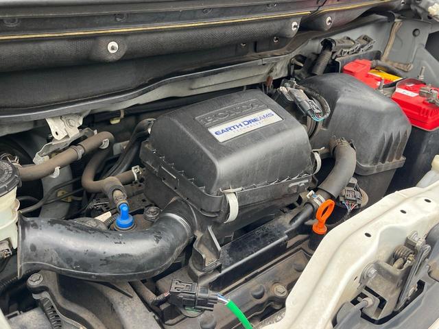 Ｎ－ＢＯＸ Ｇ・Ｌパッケージ　電動スライドドア　バックカメラ　禁煙車　ドラレコ　スマートキー　ＨＩＤヘッド　ビルトインＥＴＣ　オートライト　オートエアコン　Ｂｌｕｅｔｏｏｔｈ　ＣＤ　ＤＶＤ再生　フルセグ（18枚目）