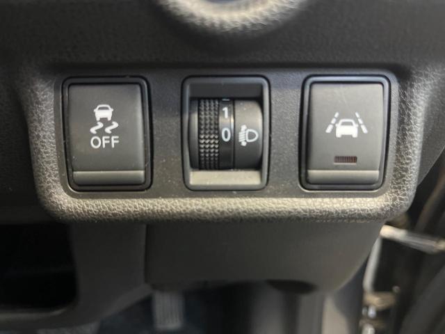 ノート X 純正ナビ 全周囲カメラ 衝突被害軽減システム 禁煙車 フルセグTV Bluetooth ドラレコ コーナーセンサー スマートキー 車線逸脱警報 オートライト オートエアコン(6枚目)