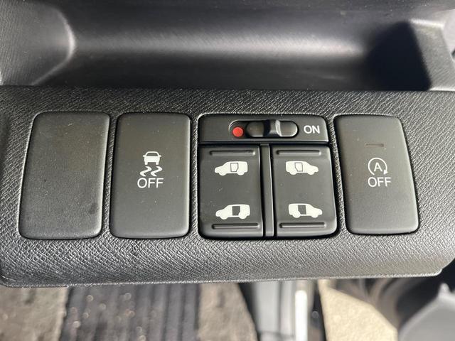 ステップワゴンスパーダ パワーエディション 純正SDナビ 禁煙車 後席モニター 両側電動スライドドア バックカメラ スマートキー HIDヘッド ビルトインETC オートライト オートエアコン 純正16インチアルミホイール CD DVD再生(6枚目)