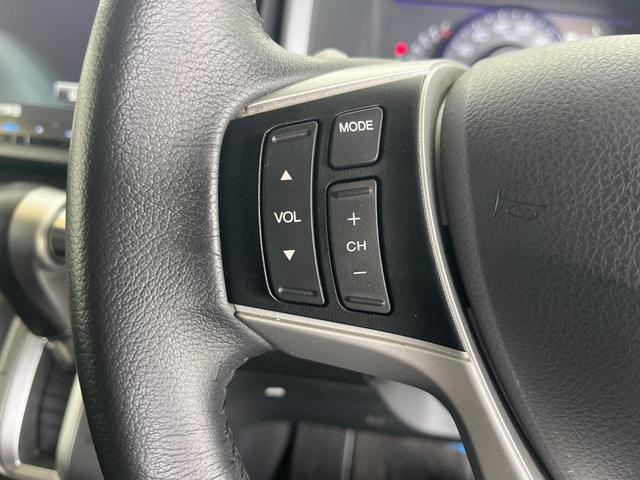 ステップワゴンスパーダ パワーエディション 純正SDナビ 禁煙車 後席モニター 両側電動スライドドア バックカメラ スマートキー HIDヘッド ビルトインETC オートライト オートエアコン 純正16インチアルミホイール CD DVD再生(26枚目)