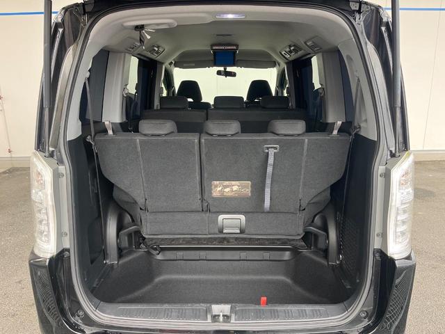 ステップワゴンスパーダ パワーエディション 純正SDナビ 禁煙車 後席モニター 両側電動スライドドア バックカメラ スマートキー HIDヘッド ビルトインETC オートライト オートエアコン 純正16インチアルミホイール CD DVD再生(39枚目)