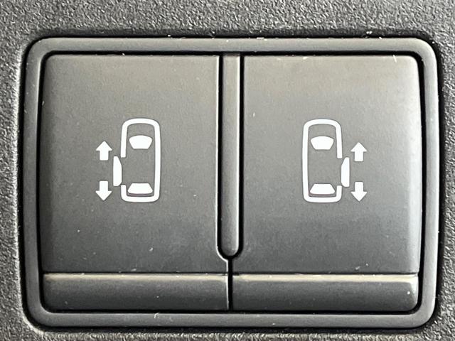 セレナ ハイウェイスター　Ｖセレクション　両側電動ドア　全周囲カメラ　衝突被害軽減システム　レーダークルーズ　禁煙車　ドラレコ　コーナーセンサー　スマートキー　ＬＥＤヘッド　ビルトインＥＴＣ　オートライト　オートエアコン（7枚目）