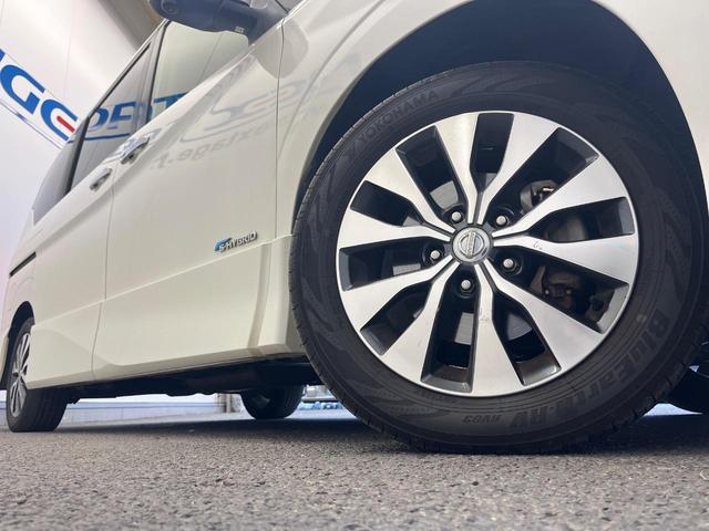 セレナ ハイウェイスター　Ｖセレクション　両側電動ドア　全周囲カメラ　衝突被害軽減システム　レーダークルーズ　禁煙車　ドラレコ　コーナーセンサー　スマートキー　ＬＥＤヘッド　ビルトインＥＴＣ　オートライト　オートエアコン（14枚目）