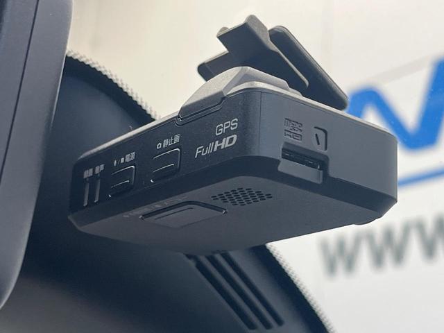 セレナ ハイウェイスター　Ｖセレクション　両側電動ドア　全周囲カメラ　衝突被害軽減システム　レーダークルーズ　禁煙車　ドラレコ　コーナーセンサー　スマートキー　ＬＥＤヘッド　ビルトインＥＴＣ　オートライト　オートエアコン（23枚目）