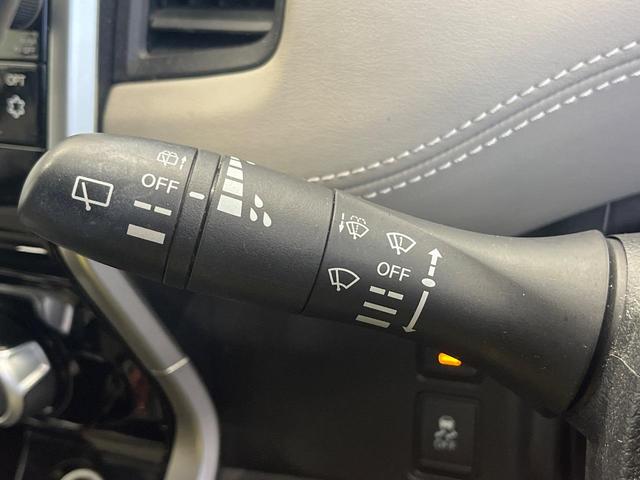 セレナ ハイウェイスター　Ｖセレクション　両側電動ドア　全周囲カメラ　衝突被害軽減システム　レーダークルーズ　禁煙車　ドラレコ　コーナーセンサー　スマートキー　ＬＥＤヘッド　ビルトインＥＴＣ　オートライト　オートエアコン（35枚目）