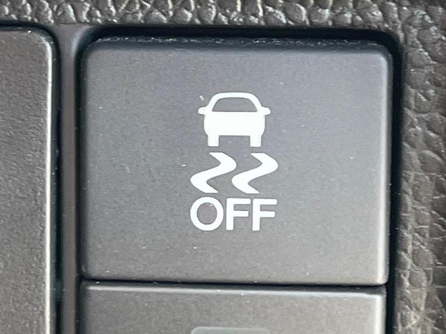 フィットハイブリッド F SDナビ バックカメラ 禁煙車 スマートキー LEDヘッド ビルトインETC オートライト オートエアコン Bluetooth CD DVD再生 フルセグ LEDフォグ(22枚目)