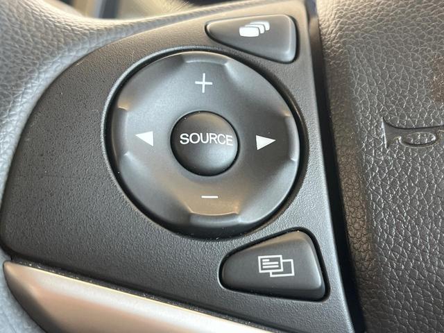 フィットハイブリッド F SDナビ バックカメラ 禁煙車 スマートキー LEDヘッド ビルトインETC オートライト オートエアコン Bluetooth CD DVD再生 フルセグ LEDフォグ(26枚目)