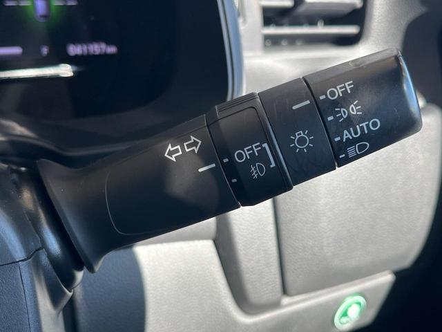 フィットハイブリッド F SDナビ バックカメラ 禁煙車 スマートキー LEDヘッド ビルトインETC オートライト オートエアコン Bluetooth CD DVD再生 フルセグ LEDフォグ(31枚目)